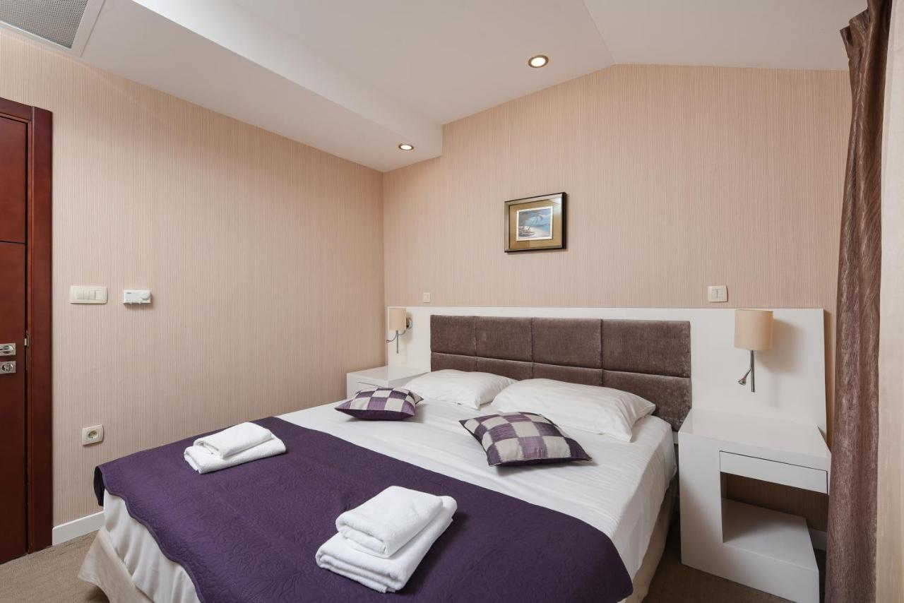 פג Family Hotel Zane מראה חיצוני תמונה