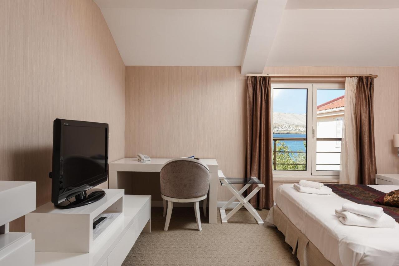 פג Family Hotel Zane מראה חיצוני תמונה