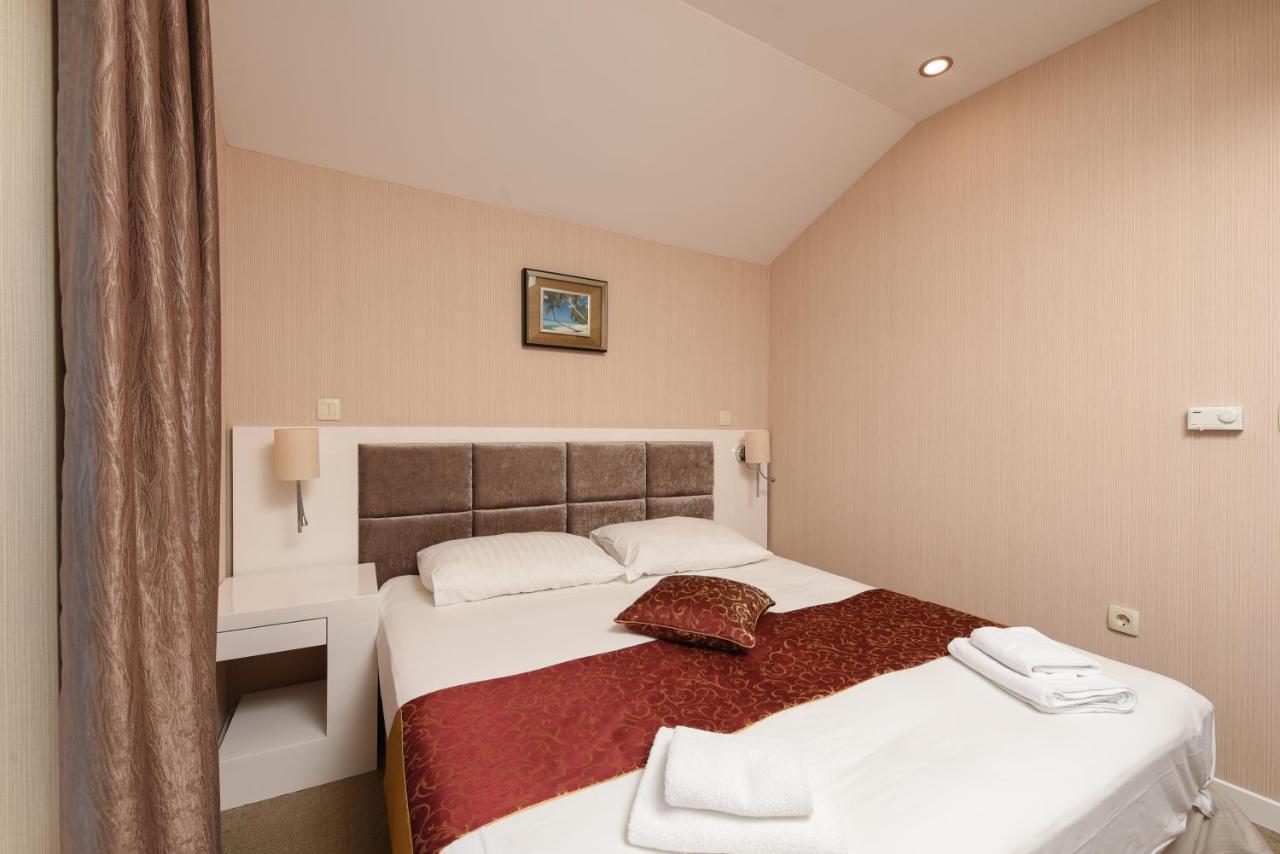 פג Family Hotel Zane מראה חיצוני תמונה